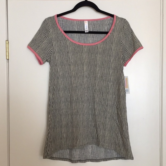 XXS LuLaRoe Classic Tee - Picture 1 of 3